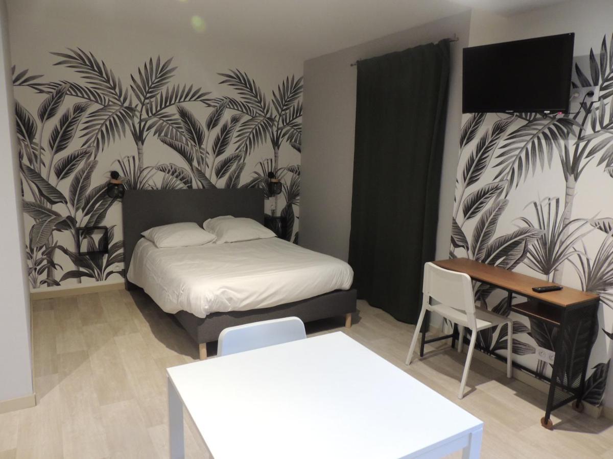 O'Zinc Aparthotel Viviez Exteriör bild